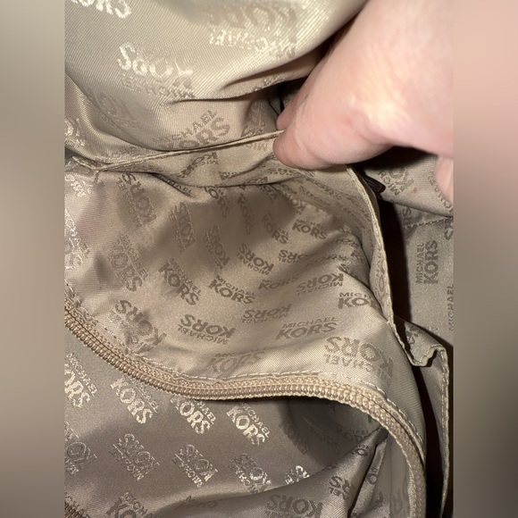 Michael Kors hobo/wallet bundle - Picture 10 of 16